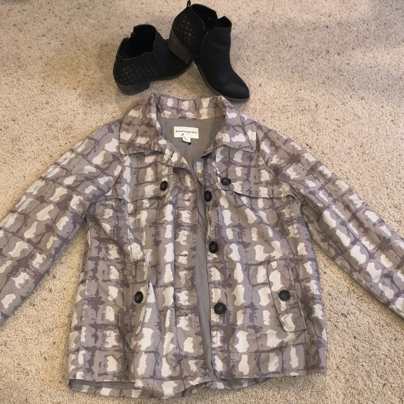 Banana Republic Jackets & Blazers - Banana Republic lightweight jacket size medium